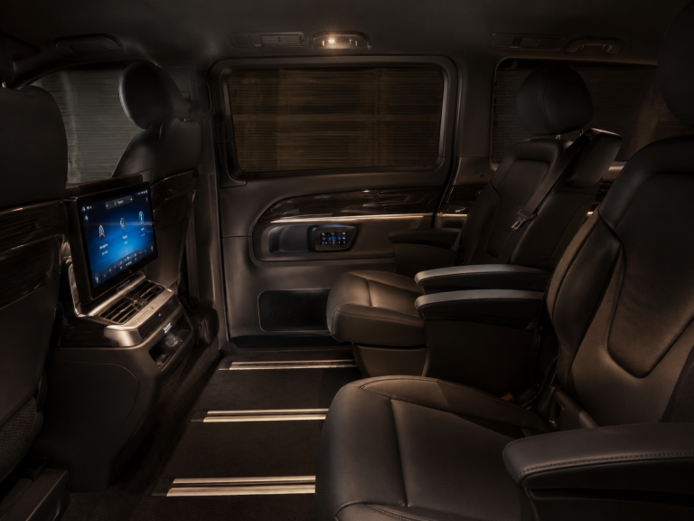 Mercedes-Benz V-Class · 内饰